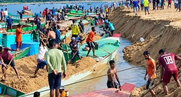 ভূমি মন্ত্রণালয়ের স্মারক চ্যালেঞ্জ, যাদুকাটায় বালু উত্তোলন স্থগিত